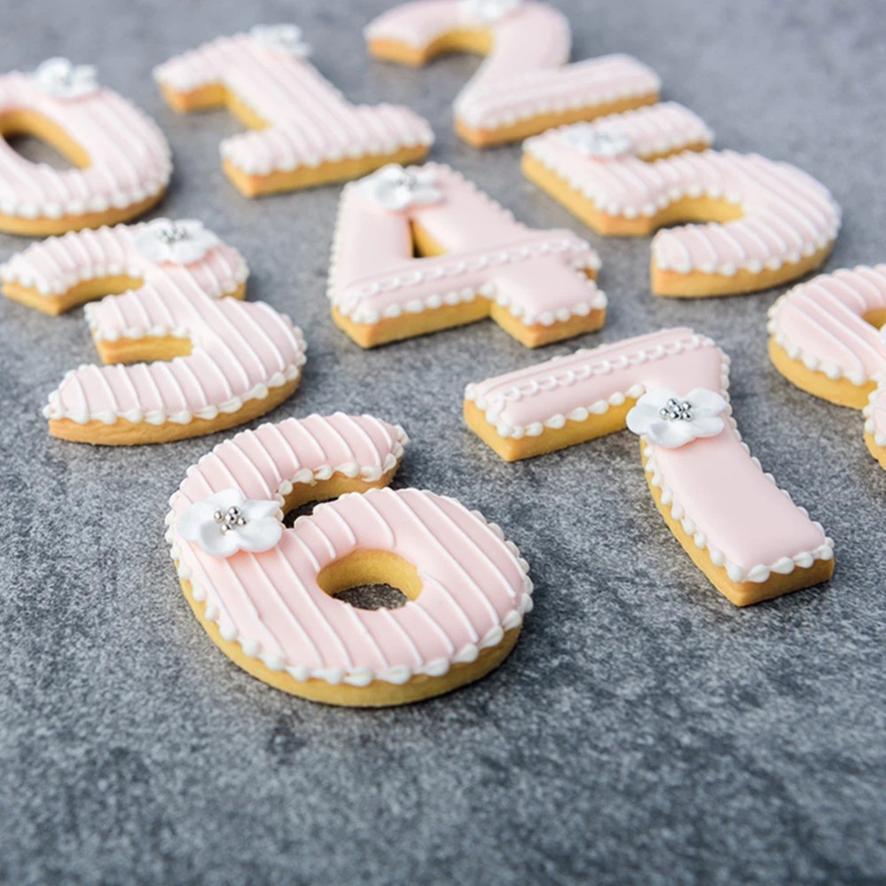 Large Numbers Cookie Cutters B - Kitchen Baking Products recension och pris